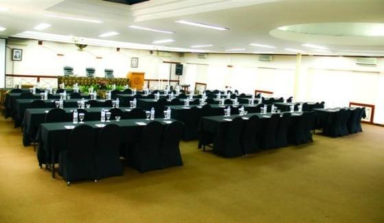 Grand Prioritas Hotell Bogor Exteriör bild